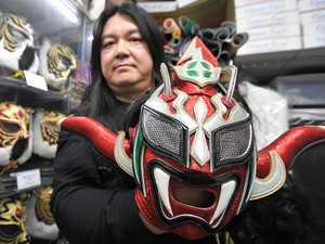 マスクを着けたら別人格　人生を大逆転させたプロレスラーの話