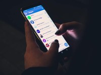 触らないつもりが触ってしまう。半日の挑戦で見えたドーパミン中毒