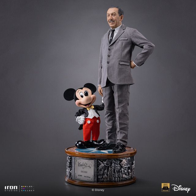 ウォルト・ディズニー＆ミッキーマウスが手をつなぐ！約59cmの1/4