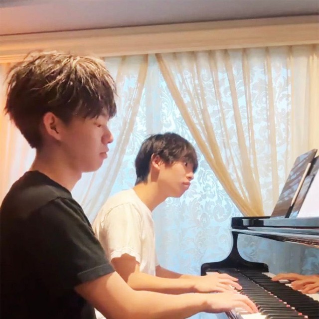 Instagramではインスタライブでピアノを披露することも（Instagram「annies_piano_twins」より）