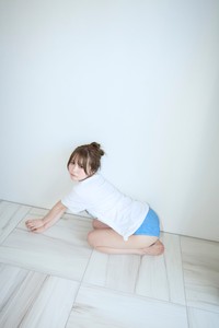 さくらさんの写真集「さくら1st写真集 咲く-At Twenty-」