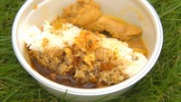 ダブズキッチン「ブルゴーニュ風岡山カレー　ザ・ピーチ」