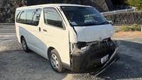 【速報】小学生3人が乗ったスクールバスと貨物車が衝突　貨物車の運転手が軽傷模様　児童1人搬送も大きなけがなし　岡山・美作市