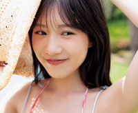 横野すみれ（撮影／唐木貴央 ヘアメイク／海瀬志津奈（JULLY）　スタイリング／KAN）