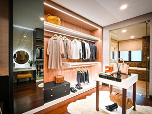 入学式で「浮かないように」と買わされた、トラウマのクソダサスーツ