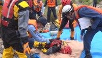 高梁川で行われた訓練　岡山県高梁市玉川町玉