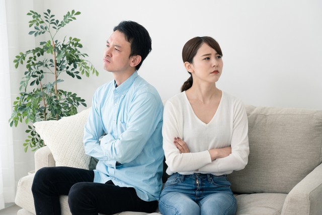 セクハラと性的同意の認識には男女差・年代差がある（aijiro/stock.adobe.com）