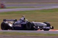 好走を見せるウィリアムズ・ＢＭＷ（ＦＷ２３）のラルフ・シューマッハ(2001年）