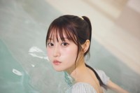 小倉唯さんの写真集「ゆいとぴあ」（撮影：山本絢子）