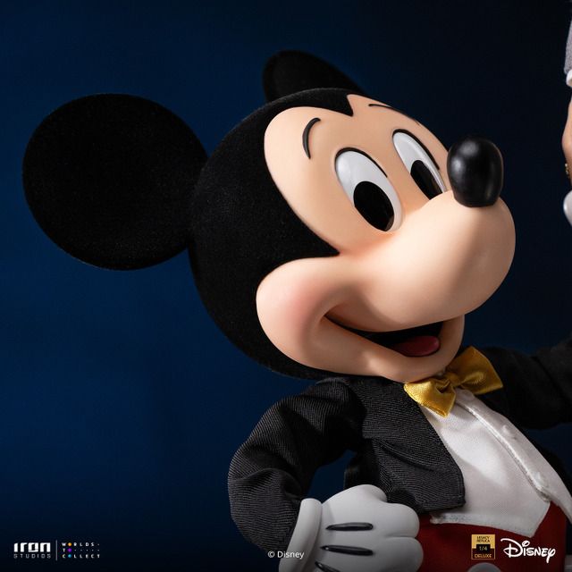 ギャラリー | ウォルト・ディズニー＆ミッキーマウスが手をつなぐ！約