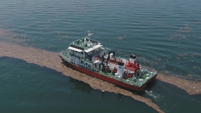 海面のごみや油を回収　清掃船「美讃」が一般公開　香川