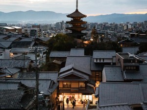 スマホに5時間超も夢中な私。一人旅で手放すと、発見と療養ができた