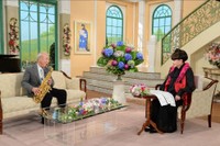 「徹子の部屋」黒柳徹子（右）、渡辺貞夫＝テレビ朝日提供