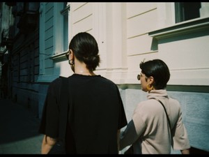 高校の行事で意気投合。人への関心が少ない私とは正反対の彼女に嫉妬していた