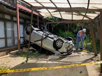 車が崖から５メートル下に転落　運転の９０歳男性が死亡　仙台・太白区