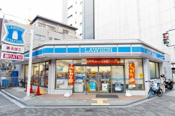 創業50周年を迎えたコンビニエンスストア「ローソン」※画像はイメージです（RobbinLee:stock.adobe.com）