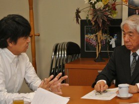 世良公則さん、８週齢規制を求め要望書　超党派議連の尾辻会長に