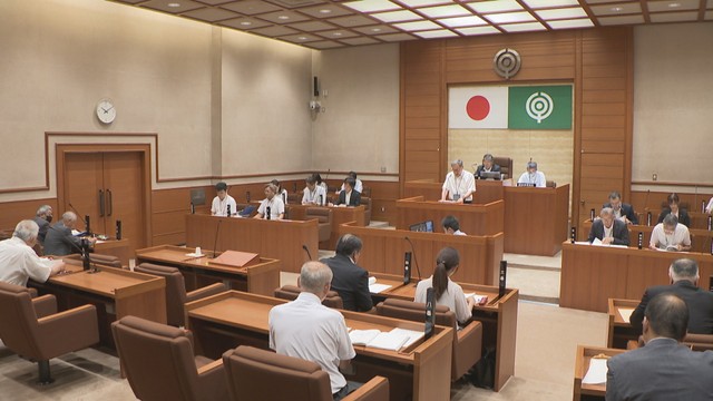 早島町議会　岡山・早島町前潟