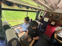 「仕事がはかどるバス」関西ー琴平直行バス　提供：琴平バス