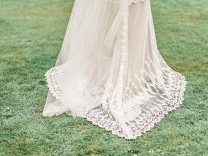 一度も着ていないウェディングドレスはクローゼットに。買った理由は