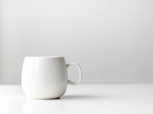 悲しくて、あきらめきれない挙式記念日。今年も一人、ケーキを食べる