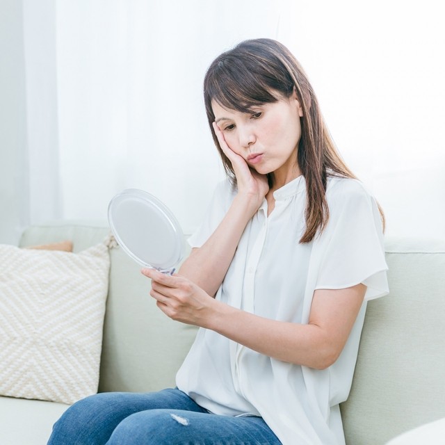 私はただ普通の人と結婚したいだけなのに…　※画像はイメージです（FineGraphics/photoAC）