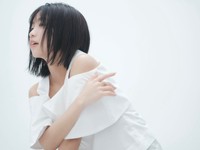 『美的7月号』フォトグラファー：嶌原佑矢 (UM)