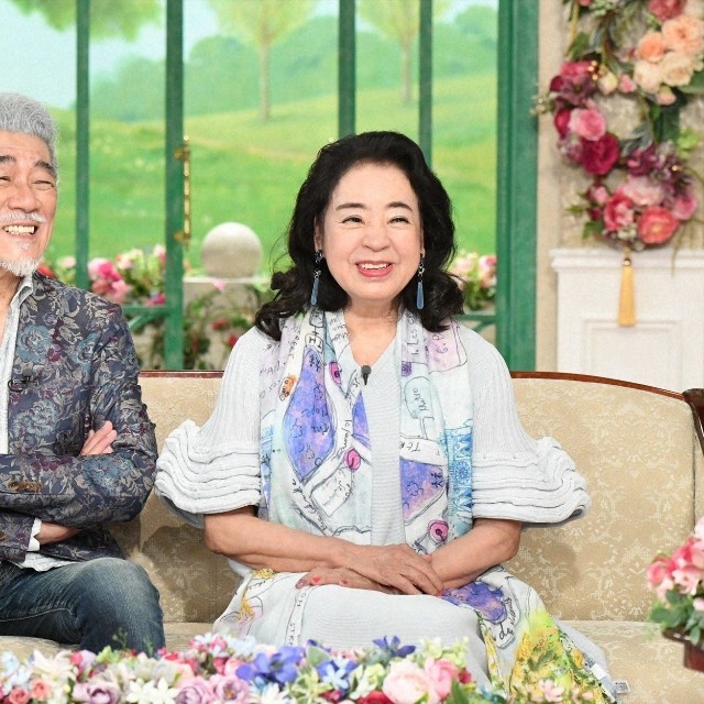 「徹子の部屋」   (右から)阿木燿子さん、宇崎竜童＝テレビ朝日提供