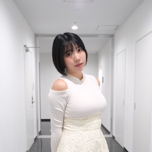 現役薬剤師のIカップグラドル・三橋くん