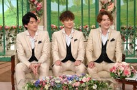 LE VELVETSの3人