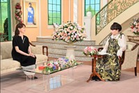 「徹子の部屋」    黒柳徹子(右)、花總まり＝テレビ朝日提供