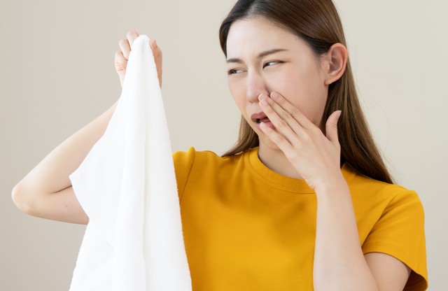 「ポリエステル」は乾きやすい素材、でも蒸れやすい…※画像はイメージです（Pormezz/stock.adobe.com）