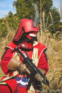 甲冑・銃装備のソロミツさん。 ※ソロミツさん提供