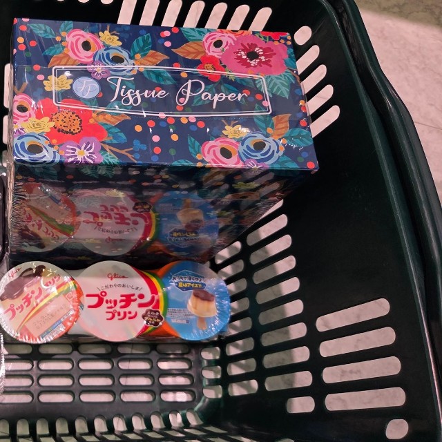 息子さんが選んだじいじばあばへのお礼の品々。それぞれに理由があるようで…（かとりいぬさんThreadsより）