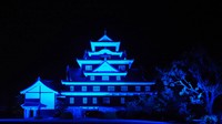「世界難民の日」に岡山城天守をライトアップ　岡山市