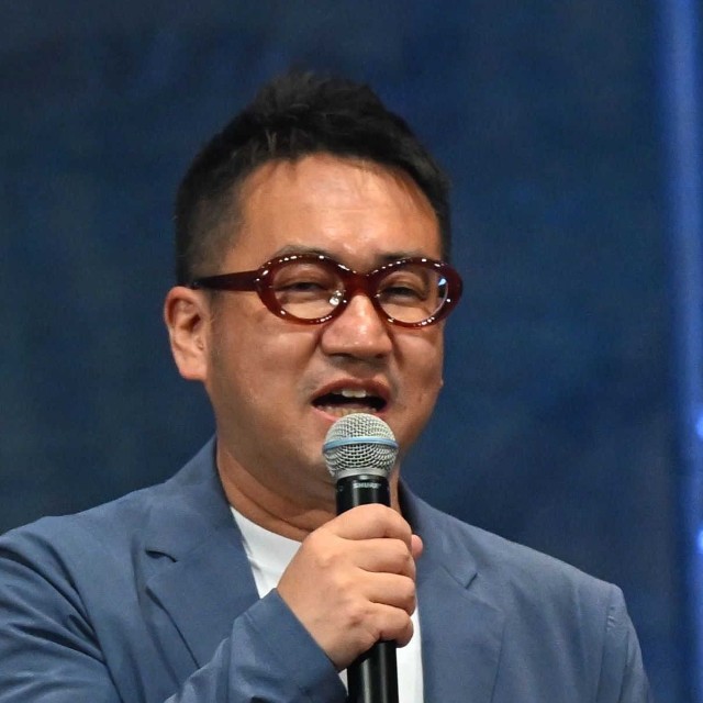 「神席！」。なすなかにしの中西茂樹さんが新幹線で遭遇した人物とは…＝2023年撮影