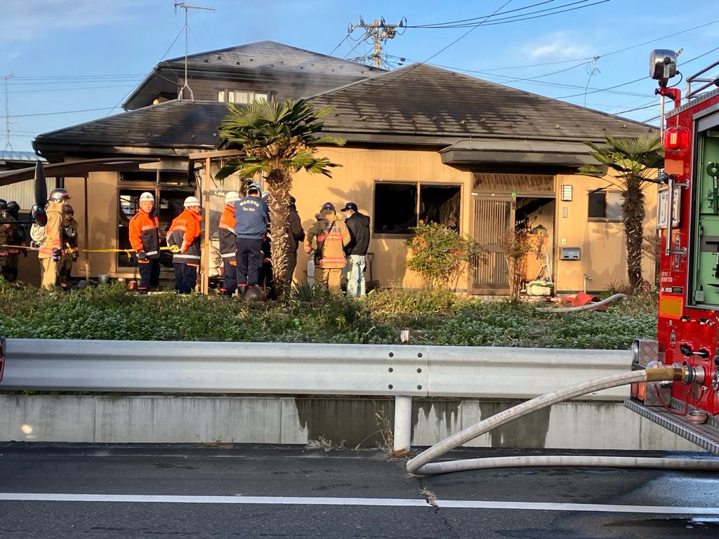 【速報】平屋建ての住宅1軒が全焼 約1時間後に鎮火 住人とみられる女性1人が心肺停止で病院搬送 宮城・涌谷町 Khb東日本放送