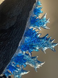 ラメが埋め込まれてキラキラ仕様に。