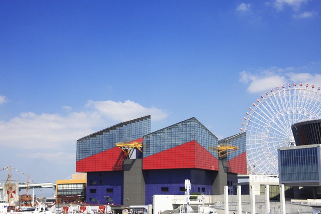 大阪の水族館・海遊館（Paylessimages/stock.adobe.com）