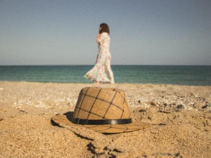 彼女が出来た、結婚すると聞いて、おめでとうを贈った。ひとつ、大きな秘密を抱えています