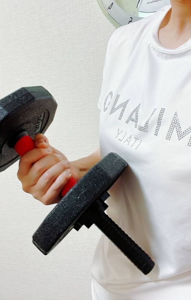 日々の習慣に運動を取り入れ、前向きな生活を送っている／ひさなさん（@hisana_diet）提供