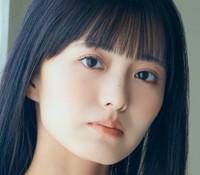 B.L.T.デジタル写真集 小柴美羽「chill in my room」（東京ニュース通信社刊）