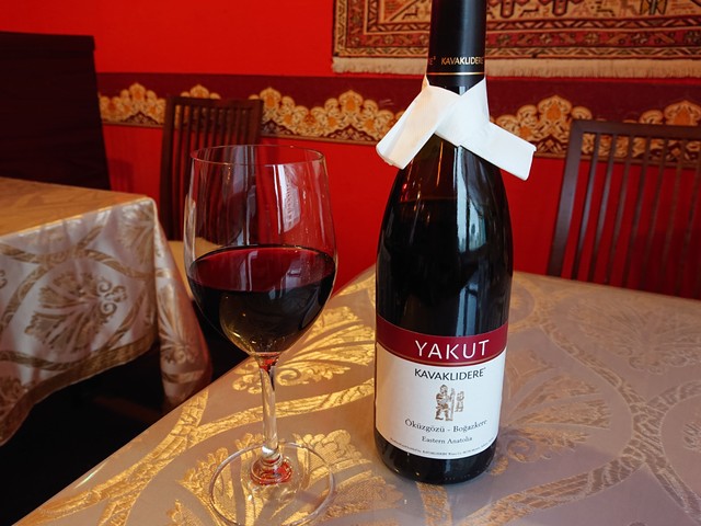 オキュズギョズなど固有品種のぶどうを用いたトルコ産ワインは世界的に評価が高い。トルコは人口の大半がイスラム教徒だが、ワイン造りの歴史は古くお酒を飲む人も多いそうだ。