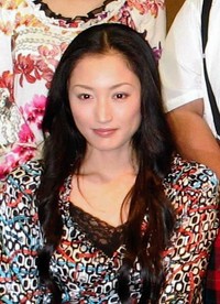 井上晴美（2006年撮影）