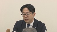 真鍋康正　前社長（21日の会見）