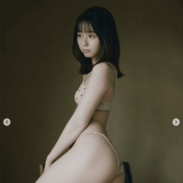 「FLASH」（26年8月25日発売号）に登場した小池里奈のオフショット　本人のインスタグラム（@koike_rina_93）より