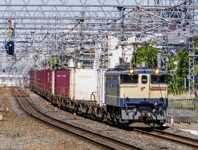 JR総持寺駅付近