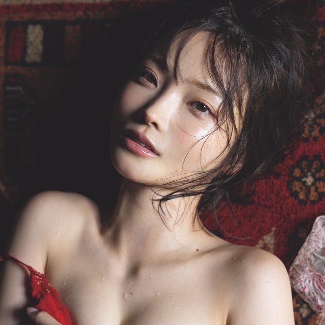 「週プレ」に登場した新谷姫加©西條彰仁／集英社
