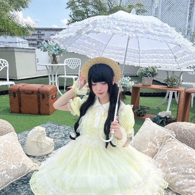 別の日の装い～マーガレットドールワンピースにチュールエプロンと麦わら帽子を合わせた夏のコーデ～／るぅさん（@Slowpoke_l0ve）提供