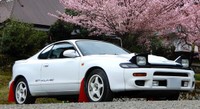 レストアを終えたセリカ。車齢３４年を迎えたが大切に乗り続けたい（京都市右京区）